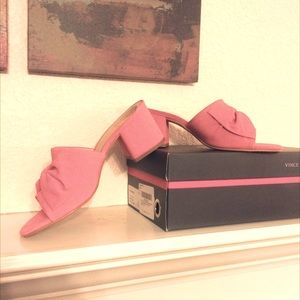Vince Camuto Sharrey Slide Sandals, NIB, soft pink